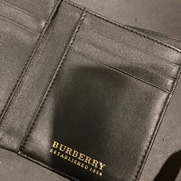 Burberry Vintage Check & Leather Trifold Wallet - Picture 4 of 8